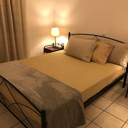 Modern City Center Apartment Preveza Marina Buitenkant foto