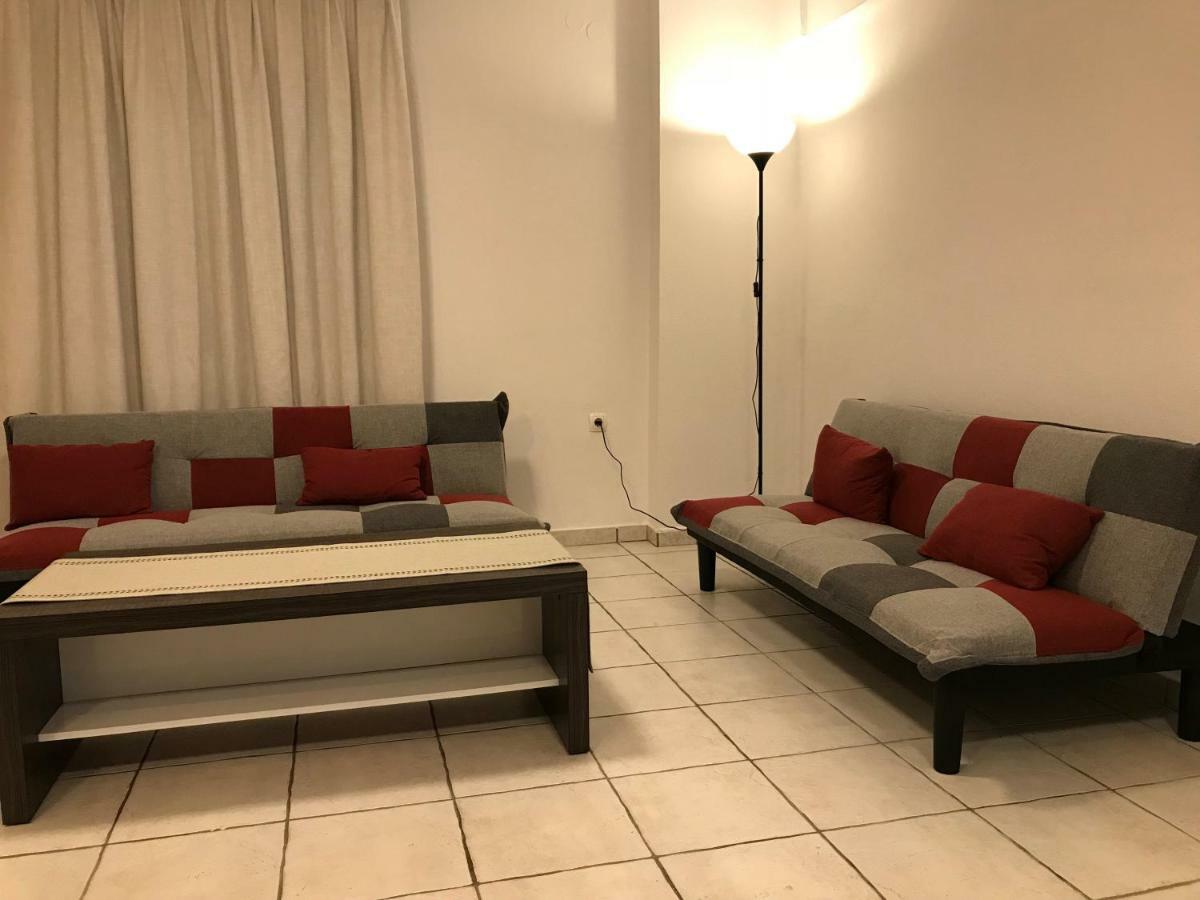 Modern City Center Apartment Preveza Marina Buitenkant foto