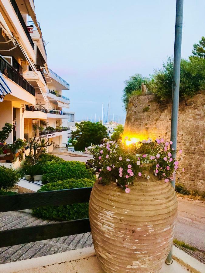 Modern City Center Apartment Preveza Marina Buitenkant foto