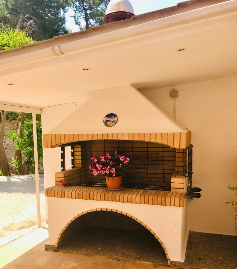 Modern City Center Apartment Preveza Marina Buitenkant foto