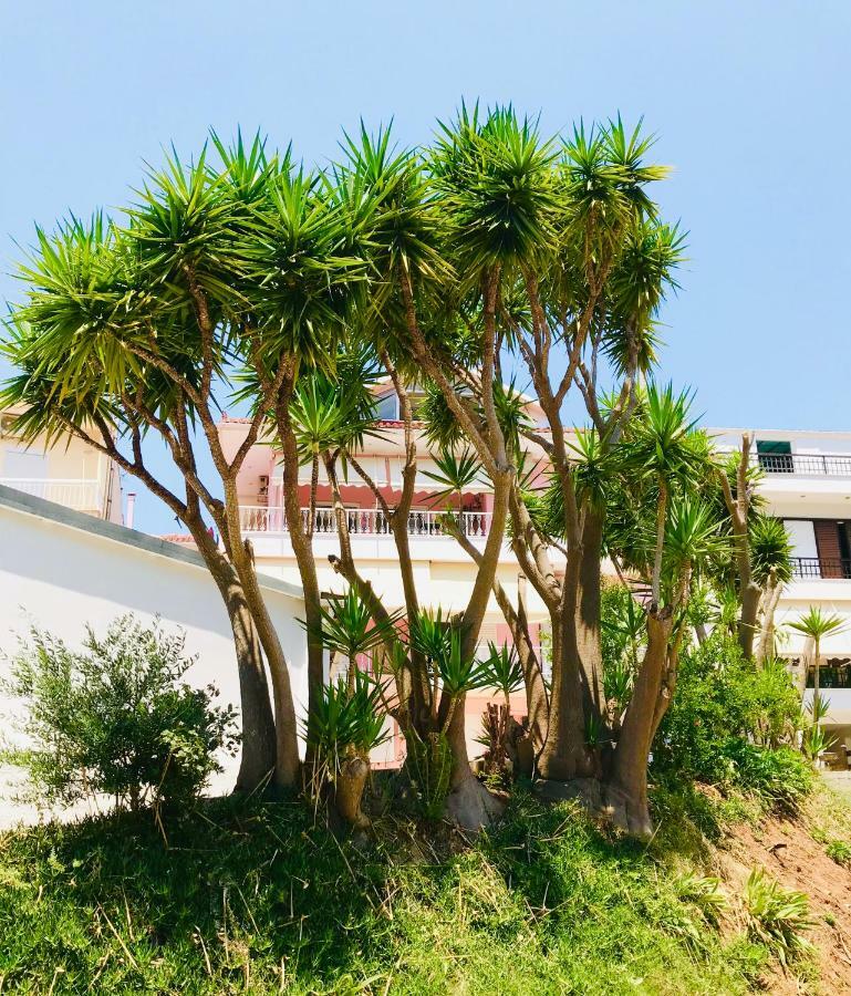 Modern City Center Apartment Preveza Marina Buitenkant foto